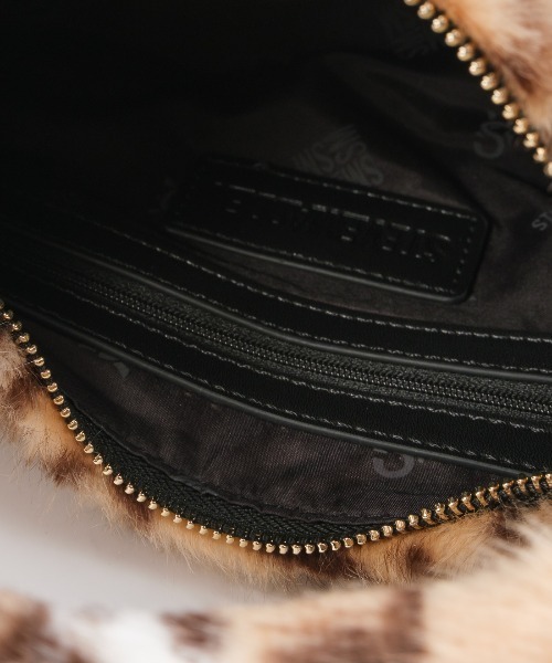 STEVE MADDEN(スティーブマデン)の「ファーラウンドバッグ/S.MADDEN BFLUFFY-XA(ハンドバッグ・レディース・ブラック×ゴールド/レオパード・F)」の21枚目の写真