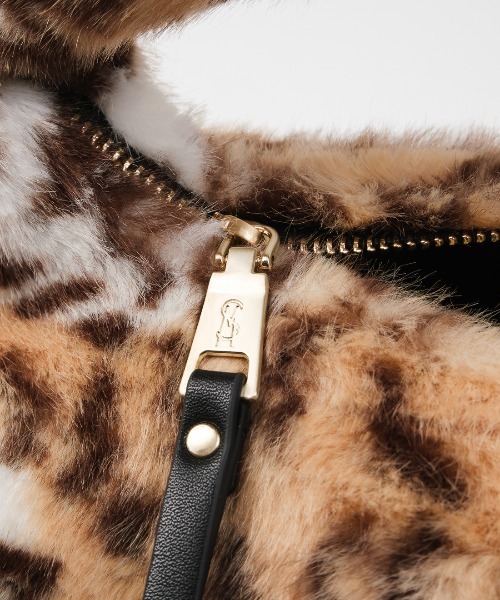 STEVE MADDEN(スティーブマデン)の「ファーラウンドバッグ/S.MADDEN BFLUFFY-XA(ハンドバッグ・レディース・ブラック×ゴールド/レオパード・F)」の22枚目の写真
