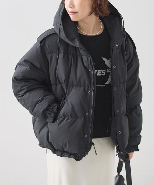 journal standard L'essage(ジャーナルスタンダードレサージュ)の「《追加》STAMMBAUM*L'ESSAGEショートダウンコート(その他アウター・レディース・ブラウン系その他/ブラック・FREE)」の1枚目の写真