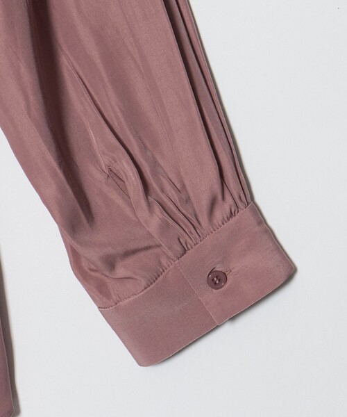 A DAY IN THE LIFE UNITED ARROWS(アデイインザライフユナイテッドアローズ)の「フレア キーネックシャツ <A DAY IN THE LIFE>(シャツ/ブラウス・レディース・オフホワイト/ライトピンク/ブラック・FREE)」の6枚目の写真
