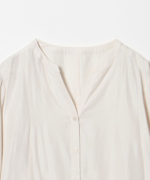 A DAY IN THE LIFE UNITED ARROWS(アデイインザライフユナイテッドアローズ)の「フレア キーネックシャツ <A DAY IN THE LIFE>(シャツ/ブラウス・レディース・オフホワイト/ライトピンク/ブラック・FREE)」の9枚目の写真
