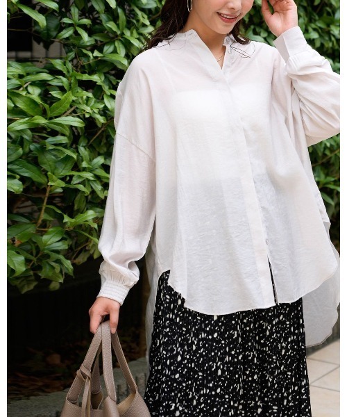 Ehre style(エーレスタイル)の「探してた!袖が留まる大人のシアーブラウス(シャツ/ブラウス・レディース・ライトグレー/モカ/ホワイト・FREE)」の3枚目の写真