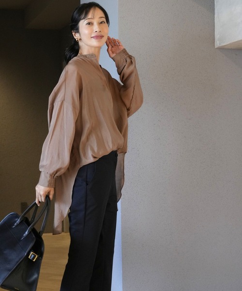 Ehre style(エーレスタイル)の「探してた!袖が留まる大人のシアーブラウス(シャツ/ブラウス・レディース・ライトグレー/モカ/ホワイト・FREE)」の10枚目の写真