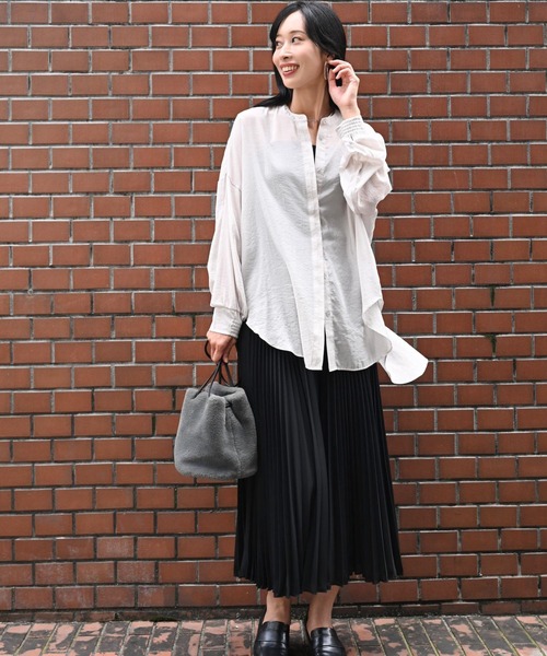 Ehre style(エーレスタイル)の「探してた!袖が留まる大人のシアーブラウス(シャツ/ブラウス・レディース・ライトグレー/モカ/ホワイト・FREE)」の11枚目の写真