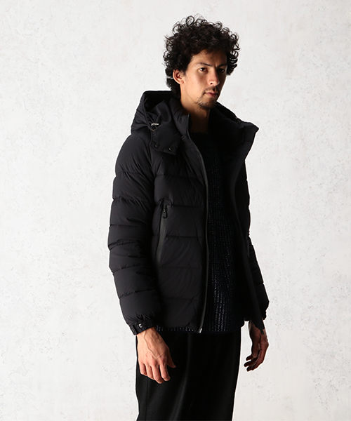 TATRAS（タトラス）の「TATRAS ストレッチナイロン止水ZIPダウン