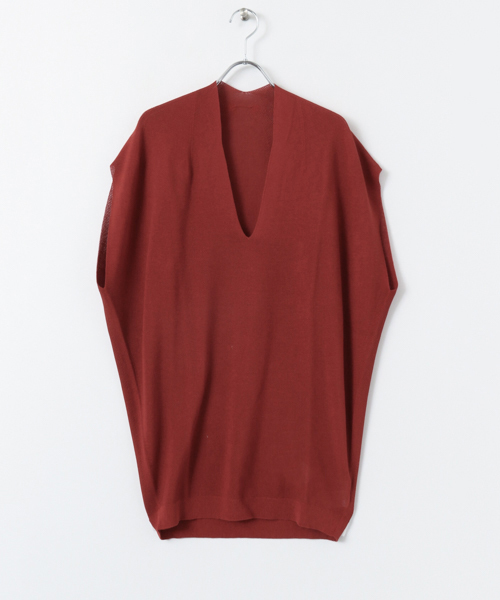 URBAN RESEARCH（アーバンリサーチ）の「Vネックボリュームニット（ニット/セーター・レディース・ブラック/ベージュ/ブラウン系その他・FREE）」の18枚目の写真