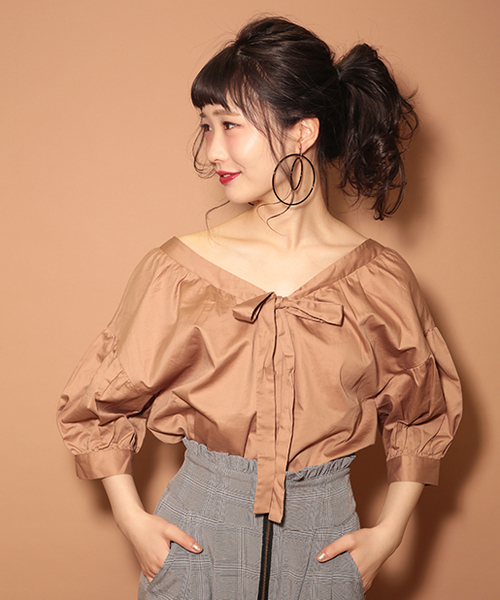 one after another NICE CLAUP(ワンアフターアナザーナイスクラップ)の「オンナっぽリボンブラウス(シャツ/ブラウス・レディース・ベージュ/チェック/オフホワイト/ブラック・FREE)」の17枚目の写真