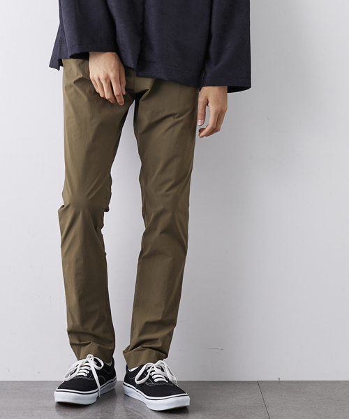STUDIOUS（ステュディオス）の「【STUDIOUS】4WAYテーパードスラックス（スラックス・メンズ・ブラック/カーキ/ブルー・1/2/3）」の3枚目の写真