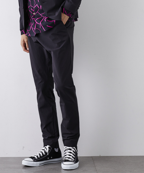 STUDIOUS（ステュディオス）の「【STUDIOUS】4WAYテーパードスラックス（スラックス・メンズ・ブラック/カーキ/ブルー・1/2/3）」の2枚目の写真