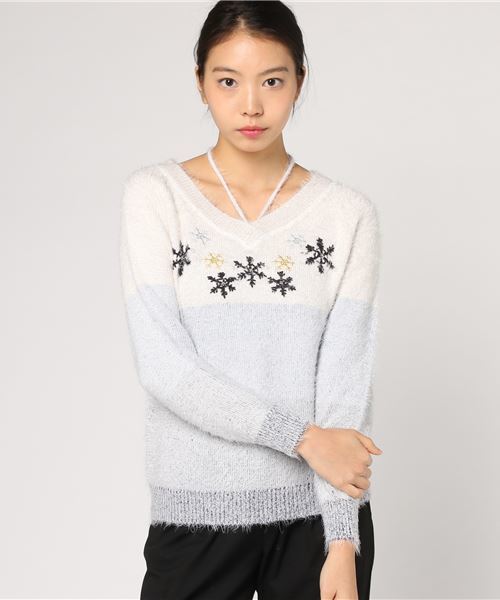 axes femme POETIQUE（アクシーズファムポエティック）の「雪チャーム＆刺繍入ニットプルオーバー（ニット/セーター・レディース・パープル/グレー/ブルー・MEDIUM）」の11枚目の写真