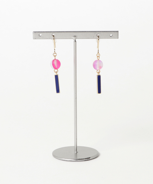 カヤ（カヤ）の「【カヤ】ぼかし玉ピアス（ピアス（両耳用）・レディース・ブルー/グレー/ピンク/ホワイト・FREE）」の4枚目の写真