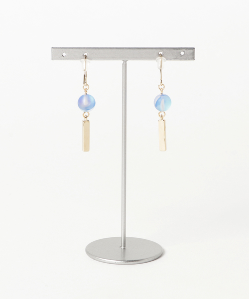 カヤ（カヤ）の「【カヤ】ぼかし玉ピアス（ピアス（両耳用）・レディース・ブルー/グレー/ピンク/ホワイト・FREE）」の5枚目の写真