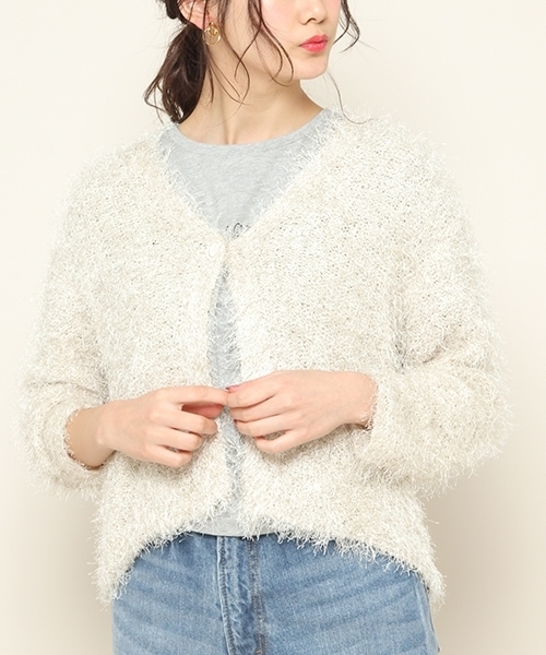 PAGEBOY（ページボーイ）の「シャギーカーディガン（カーディガン/ボレロ・レディース・ホワイト/ベージュ/ラベンダー/ライトグレー/ピンク・FREE）」の2枚目の写真