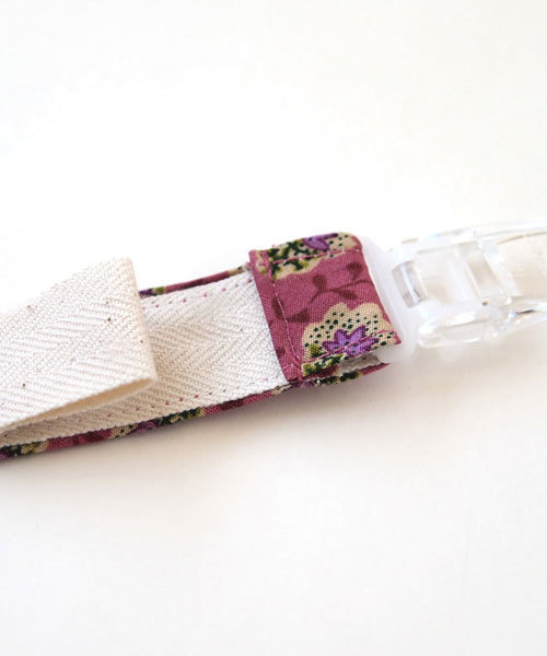 SOULEIADO（ベビー）（ソレイアード）の「【SOULEIADO(ソレイアード) 】クリップ＆ハンカチスタイ（スタイ/よだれかけ・キッズ・ブラウン/ピンク/ブルー・ONE SIZE）」の13枚目の写真