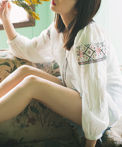 VENCEEXCHANGE（ヴァンスエクスチェンジ）の「刺繍入りガーゼシャツ（シャツ/ブラウス・レディース・レッド/ブルー・M）」の21枚目の写真