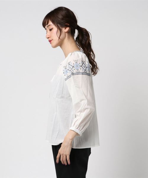 VENCEEXCHANGE（ヴァンスエクスチェンジ）の「刺繍入りガーゼシャツ（シャツ/ブラウス・レディース・レッド/ブルー・M）」の6枚目の写真