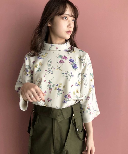 BE NEAT(ビーニート)の「【日本製】ガーデンプリントロールカラー7分袖ブラウス(シャツ/ブラウス・レディース・ベージュ/ネイビー・MEDIUM)」の12枚目の写真