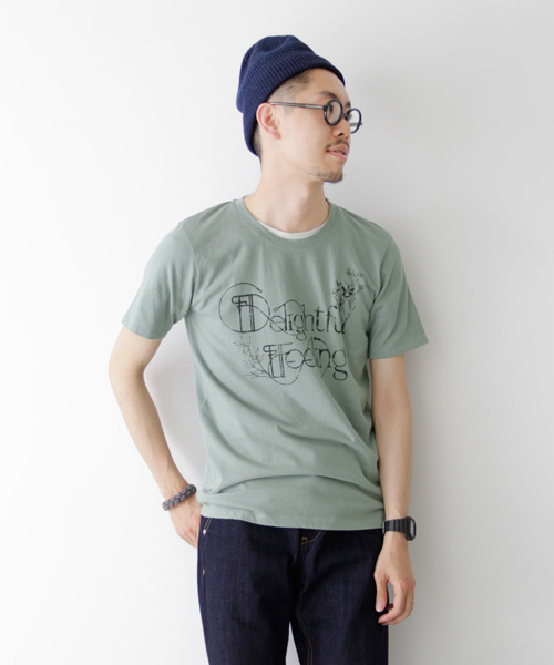 URBAN RESEARCH DOORS（アーバンリサーチドアーズ）の「FORK&SPOON　オーガニックT”Delight”（Tシャツ/カットソー・メンズ・グリーン/イエロー/ホワイト/ネイビー・40/38）」の2枚目の写真