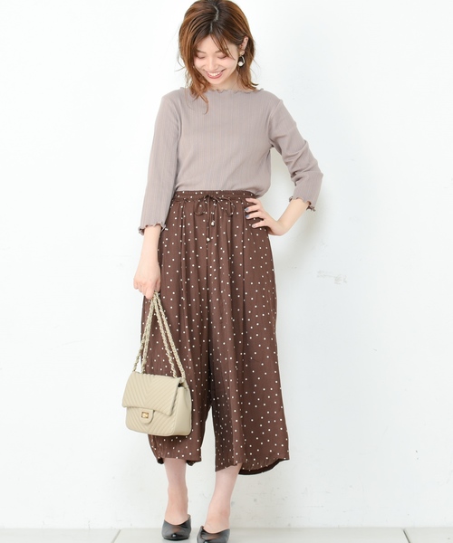 natural couture（ナチュラルクチュール）の「ドットサテンゆるワイド（その他パンツ・レディース・ブラック/ベージュ/ブラウン・FREE）」の7枚目の写真