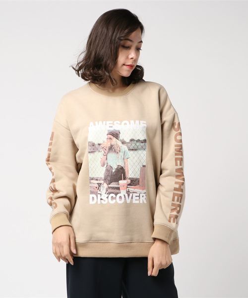 one way(ワンウェイ)の「転写プリントトレーナー(スウェット・レディース・ホワイト/ベージュ/ブラック/パープル・M)」の4枚目の写真