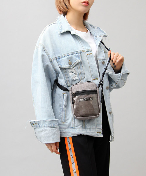 REGiSTA(レジスタ)の「【REGiSTA/レジスタ】 クリアポケット 縦型 ミニショルダーバッグ / ヘザーカラーPVC(ショルダーバッグ・メンズ・ブラック/ブラウン/グレー・FREE)」の9枚目の写真