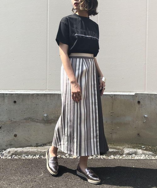 &g'aime（アンジェム）の「【&g'aime】ロゴプリント刺しゅうラインTシャツ（Tシャツ/カットソー・レディース・ホワイト/ブラック/オレンジ・FREE）」の7枚目の写真