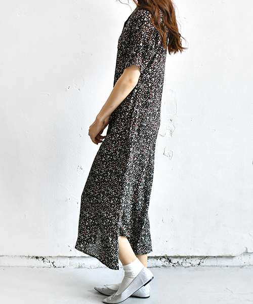 PairPair（ペアペア）の「花柄ガウンワンピース（ワンピース・レディース・ブラック/ベージュ・FREE）」の12枚目の写真