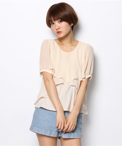 mystic（ミスティック）の「フリル重ねプルオーバー（シャツ/ブラウス・レディース・オフホワイト/ベージュ/ブルー/ブラック・ﾌﾘ-）」の12枚目の写真