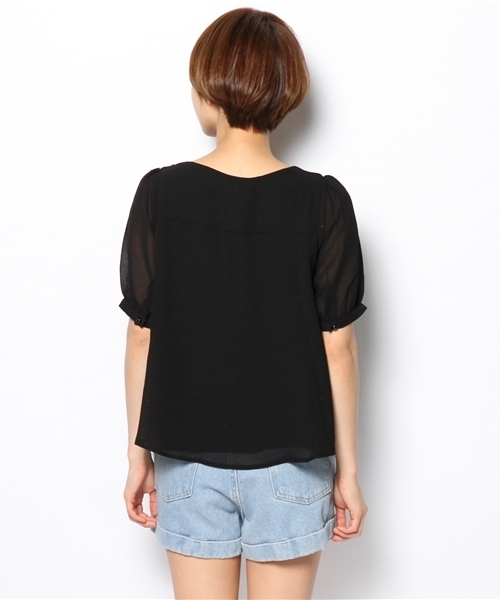 mystic（ミスティック）の「フリル重ねプルオーバー（シャツ/ブラウス・レディース・オフホワイト/ベージュ/ブルー/ブラック・ﾌﾘ-）」の8枚目の写真