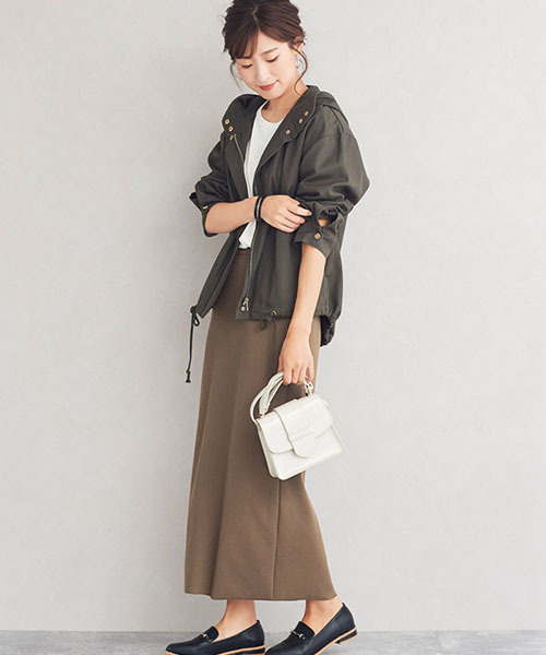 Pierrot（ピエロ）の「リブカットソーロングスカート（スカート・レディース・ブラック/カーキ/ブルー/モカ/ブラウン系その他・M/L）」の17枚目の写真