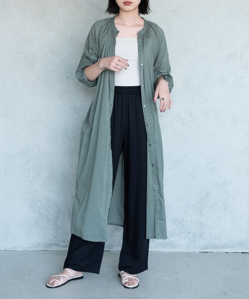 Aunt Marie's（アントマリーズ）の「バンドカラーシルクボイルロングシャツワンピース/AUNT MARIE’S（シャツワンピース・レディース・オフホワイト/マスタード/ブラック/グリーン/ボルドー・FREE）」の4枚目の写真