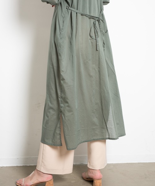 Aunt Marie's（アントマリーズ）の「バンドカラーシルクボイルロングシャツワンピース/AUNT MARIE’S（シャツワンピース・レディース・オフホワイト/マスタード/ブラック/グリーン/ボルドー・FREE）」の11枚目の写真