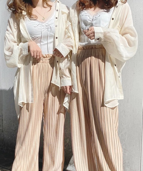 PairPair（ペアペア）の「シアービッグシャツ（シャツ/ブラウス・レディース・ライトグリーン/アイボリー/スモークピンク/ライトベージュ・FREE）」の2枚目の写真