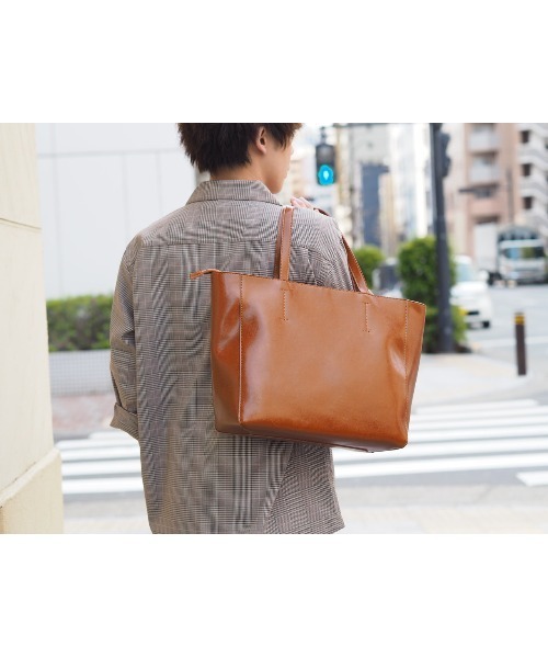 GUSCIO(グッシオ)の「【グッシオレザー】本革 トートバッグ 通勤通学(ビジネスバッグ・レディース・ブラック/ブラウン系その他/ライトグレー/ネイビー・FREE)」の22枚目の写真