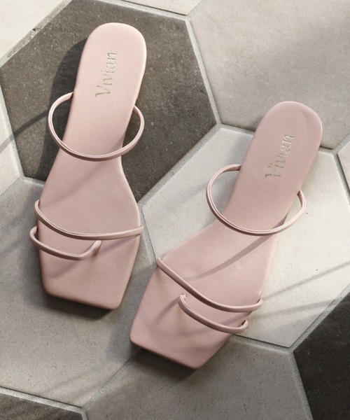 VIVIAN(ヴィヴィアン)の「スクエアトゥ華奢ストラップトングフラットサンダル(サンダル・レディース・アイボリー/イエロー/ガンメタ/ブラック/ホワイト/ベージュ系その他6/シルバー/キャメル/グリーン/ピンク/Moca/パイソン/カーキ/ホワイト×レッド・S/L/LL/M)」の11枚目の写真