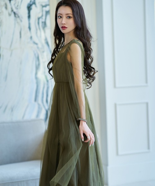 emiriawiz（エミリアウィズ）の「シアースリーブフレア