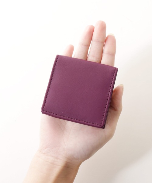 mieno（ミエノ）の「[mieno]牛革レザーコインケース（コインケース・レディース・レッド/マスタード/グリーン/キャメル/ウッド/パープル/ブルー/ダークブラウン/ブラック/ブルー系その他/ブラウン系その他/ピンク系その他/グレー系その他・FREE）」の9枚目の写真