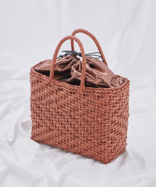 COLONY 2139（コロニートゥーワンスリーナイン）の「チューブかごバッグ（かごバッグ・レディース・アイボリー/ブラック/ブラウン・FREE）」の11枚目の写真