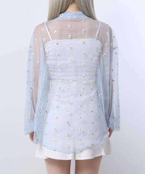 WC（ダブル シー）の「フラワーチュール長袖シャツ（シャツ/ブラウス・レディース・サックスブルー/アイボリー・FREE）」の11枚目の写真