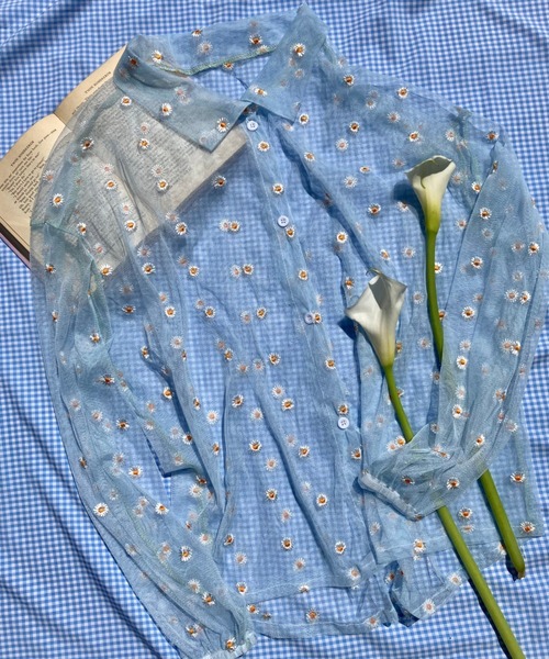 WC（ダブル シー）の「フラワーチュール長袖シャツ（シャツ/ブラウス・レディース・サックスブルー/アイボリー・FREE）」の14枚目の写真