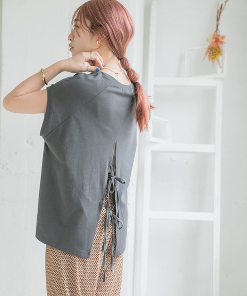 ITEMS URBANRESEARCH(アイテムズ アーバンリサーチ)の「バックリボンラグランTシャツ(Tシャツ/カットソー・レディース・グレー系その他/チャコールグレー/オフホワイト/イエロー・FREE)」の3枚目の写真