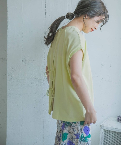 ITEMS URBANRESEARCH(アイテムズ アーバンリサーチ)の「バックリボンラグランTシャツ(Tシャツ/カットソー・レディース・グレー系その他/チャコールグレー/オフホワイト/イエロー・FREE)」の5枚目の写真