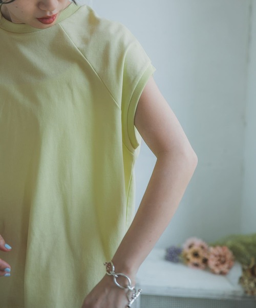 ITEMS URBANRESEARCH(アイテムズ アーバンリサーチ)の「バックリボンラグランTシャツ(Tシャツ/カットソー・レディース・グレー系その他/チャコールグレー/オフホワイト/イエロー・FREE)」の7枚目の写真