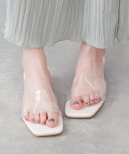 COLONY 2139（コロニートゥーワンスリーナイン）の「クリアベルトフラットサンダル（サンダル・レディース・ブラック/サックスブルー/アイボリー・22.5cm/23.5cm/24.5cm）」の15枚目の写真