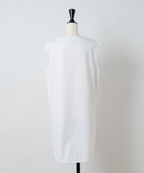 Rewde（ルゥデ）の「ラウンドヘムノースリーブプルオーバー（1R15-04180）（Tシャツ/カットソー・レディース・ホワイト×ブルー/ホワイト・M/L）」の3枚目の写真