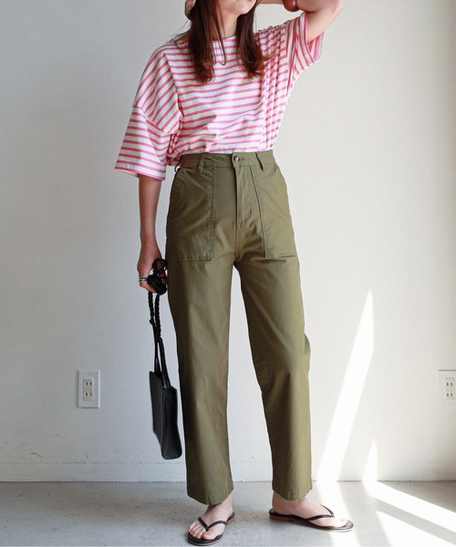 feepur（フェピュール）の「バスクボーダー5分袖BIGプルオーバー（Tシャツ/カットソー・レディース・ホワイト×ブルー/ホワイト×ネイビー/ホワイト×ピンク・MEDIUM）」の14枚目の写真