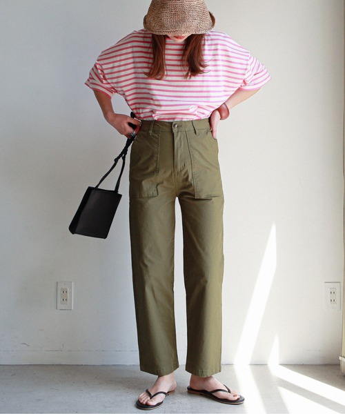 feepur（フェピュール）の「バスクボーダー5分袖BIGプルオーバー（Tシャツ/カットソー・レディース・ホワイト×ブルー/ホワイト×ネイビー/ホワイト×ピンク・MEDIUM）」の16枚目の写真