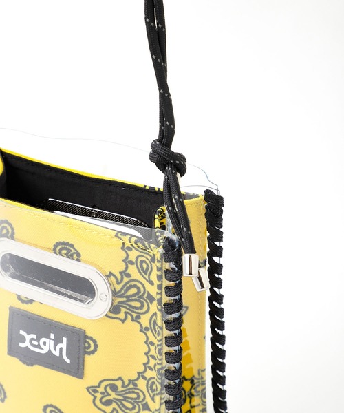 X-girl（エックスガール）の「BANDANA PATTERN SHOULDER BAG（ショルダーバッグ・レディース・イエロー/ブラック/パープル・ONE SIZE）」の8枚目の写真
