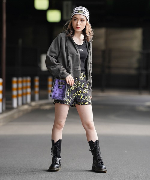 X-girl（エックスガール）の「BANDANA PATTERN SHOULDER BAG（ショルダーバッグ・レディース・イエロー/ブラック/パープル・ONE SIZE）」の14枚目の写真