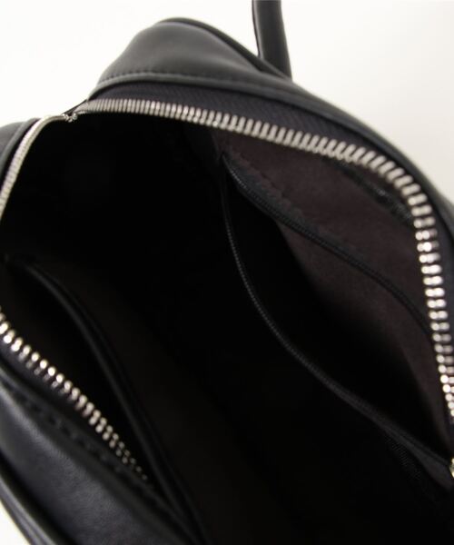 Coo+i（クーイ）の「ラウンド ミニショルダーバッグ（ショルダーバッグ・レディース・ホワイト/ベージュ/ブラック・FREE）」の5枚目の写真